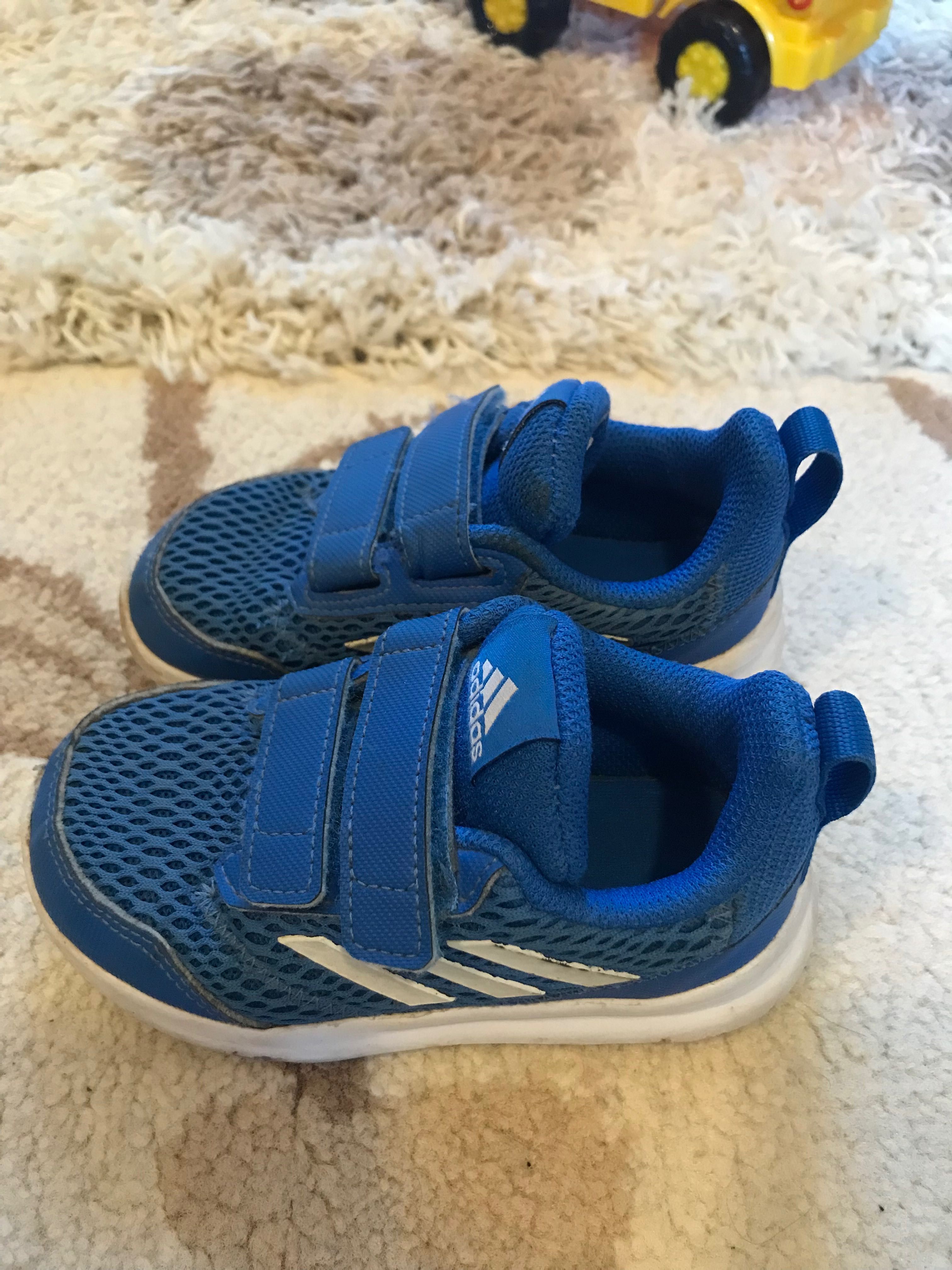 Кросівки Adidas оригінал черевики оригінальні для хлопчика розмір 23