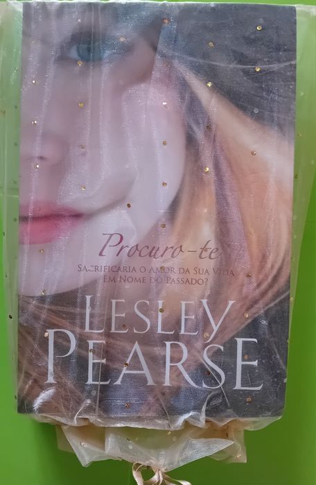"Procuro te" Lesley Pearse-Novo