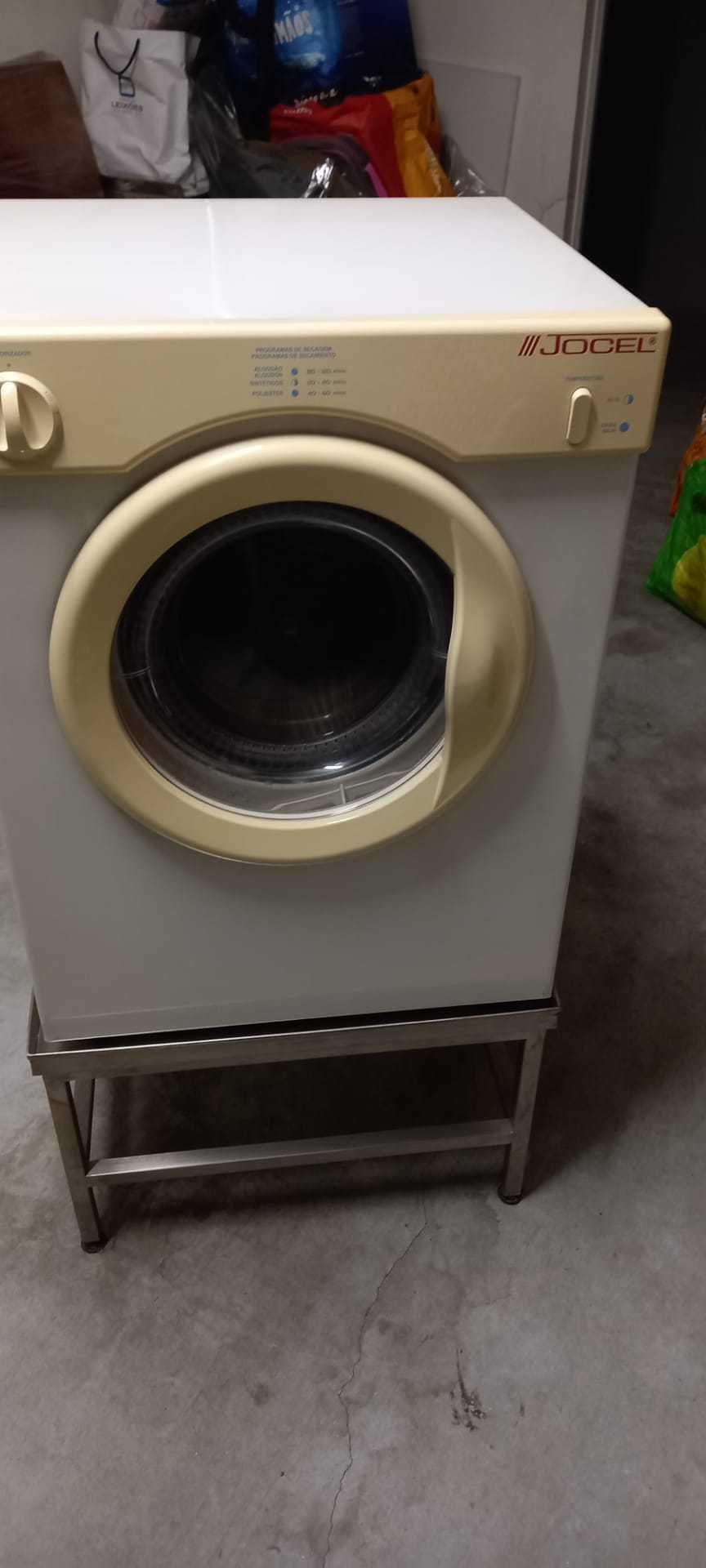 Maquina de secar roupa de 3 Kg