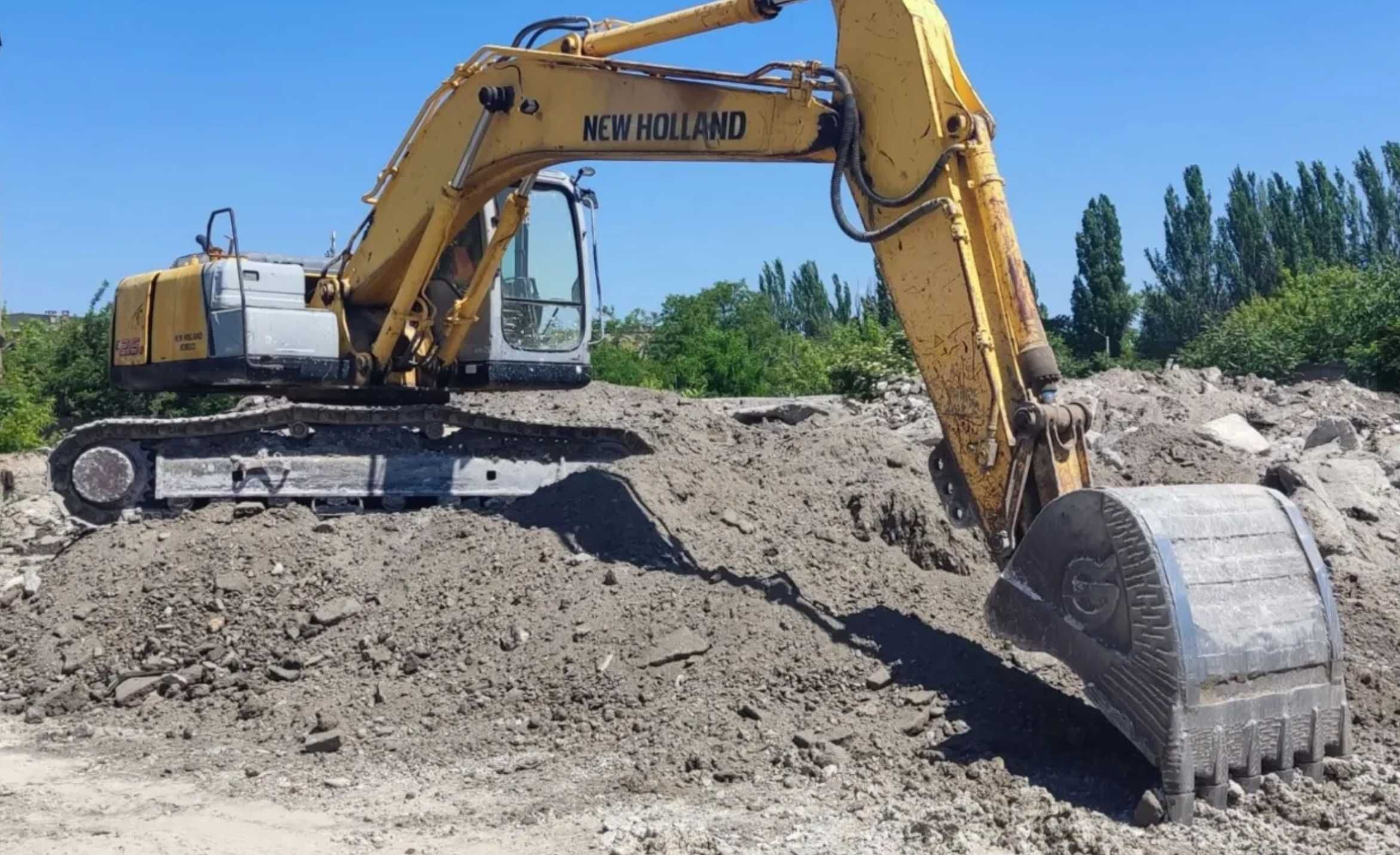 Гусенічний екскаватор в оренду Киів, земельні роботи, экскаватор Киев