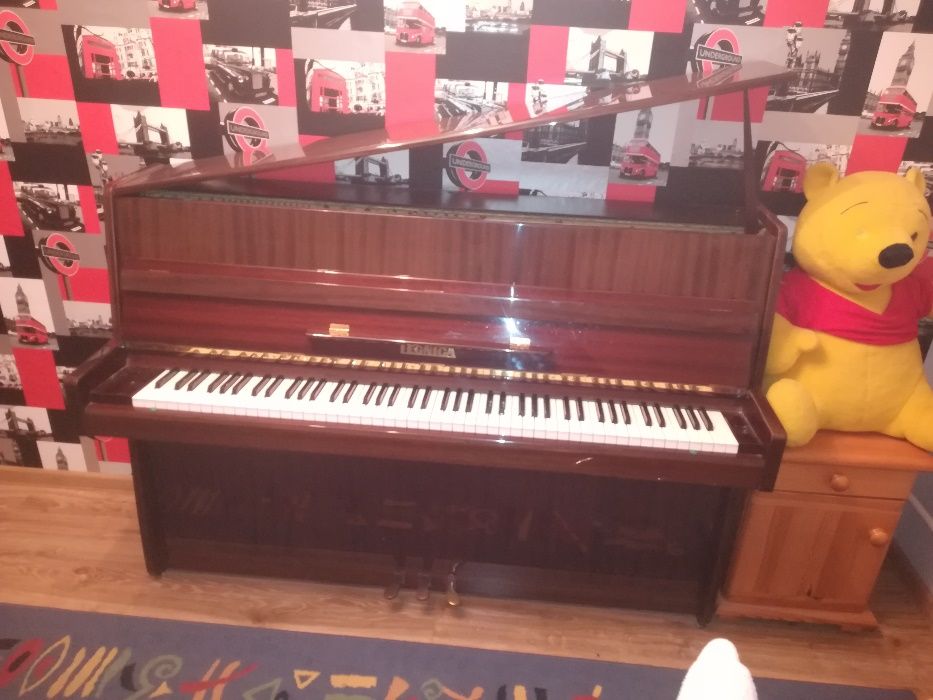 Pianino Legnica stan bdb
