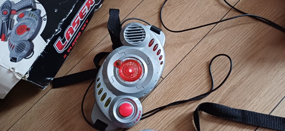 Pistolety laserowe dla chłopca