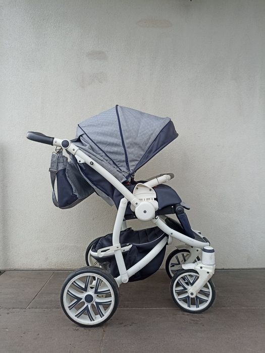 Wózek 3/1 Bebetto Torino z fotelikiem cybex