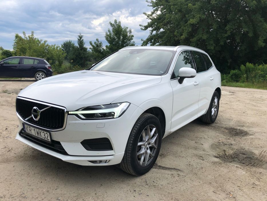Volvo XC60 2.0 D4 190km AWD automat światła full LED aktywne