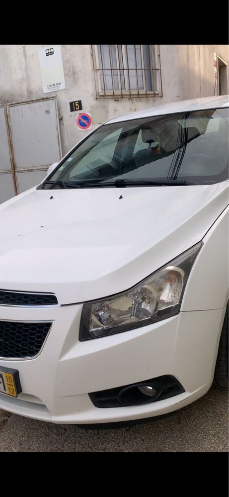 Cruze com GPL por 6.000.00Carro muito economico.