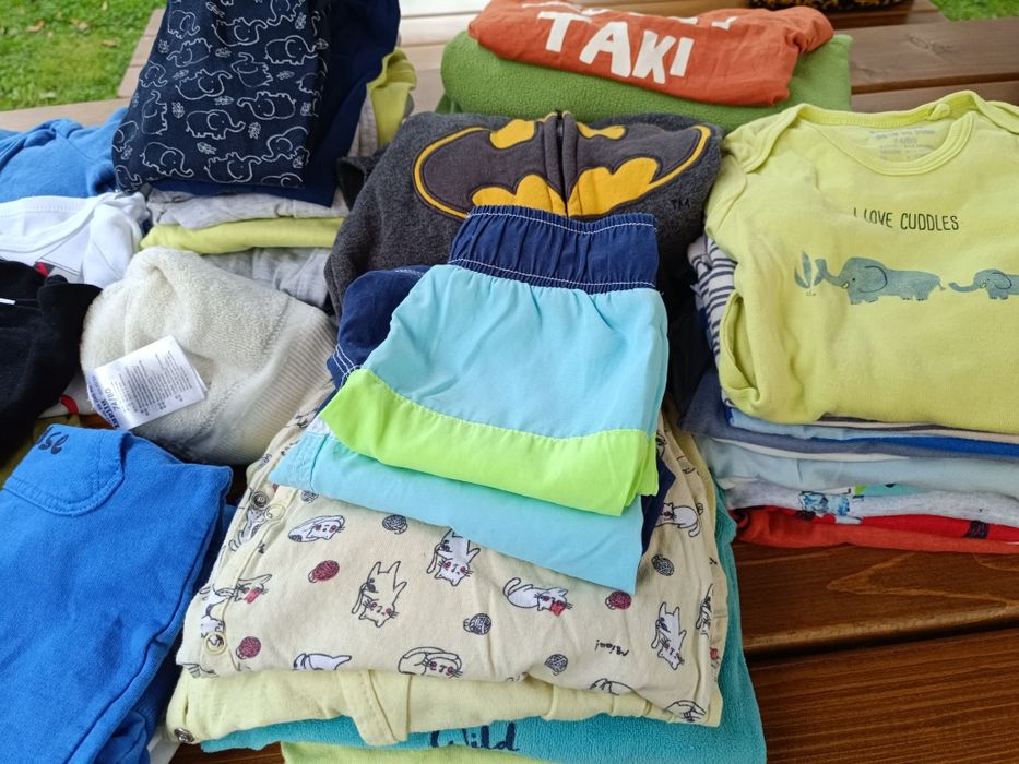 Zestaw ubrań: chłopiec 74 - 80.