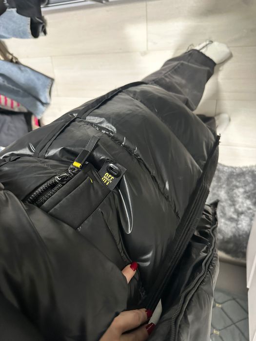 Зимовий плащ куртка пуховик