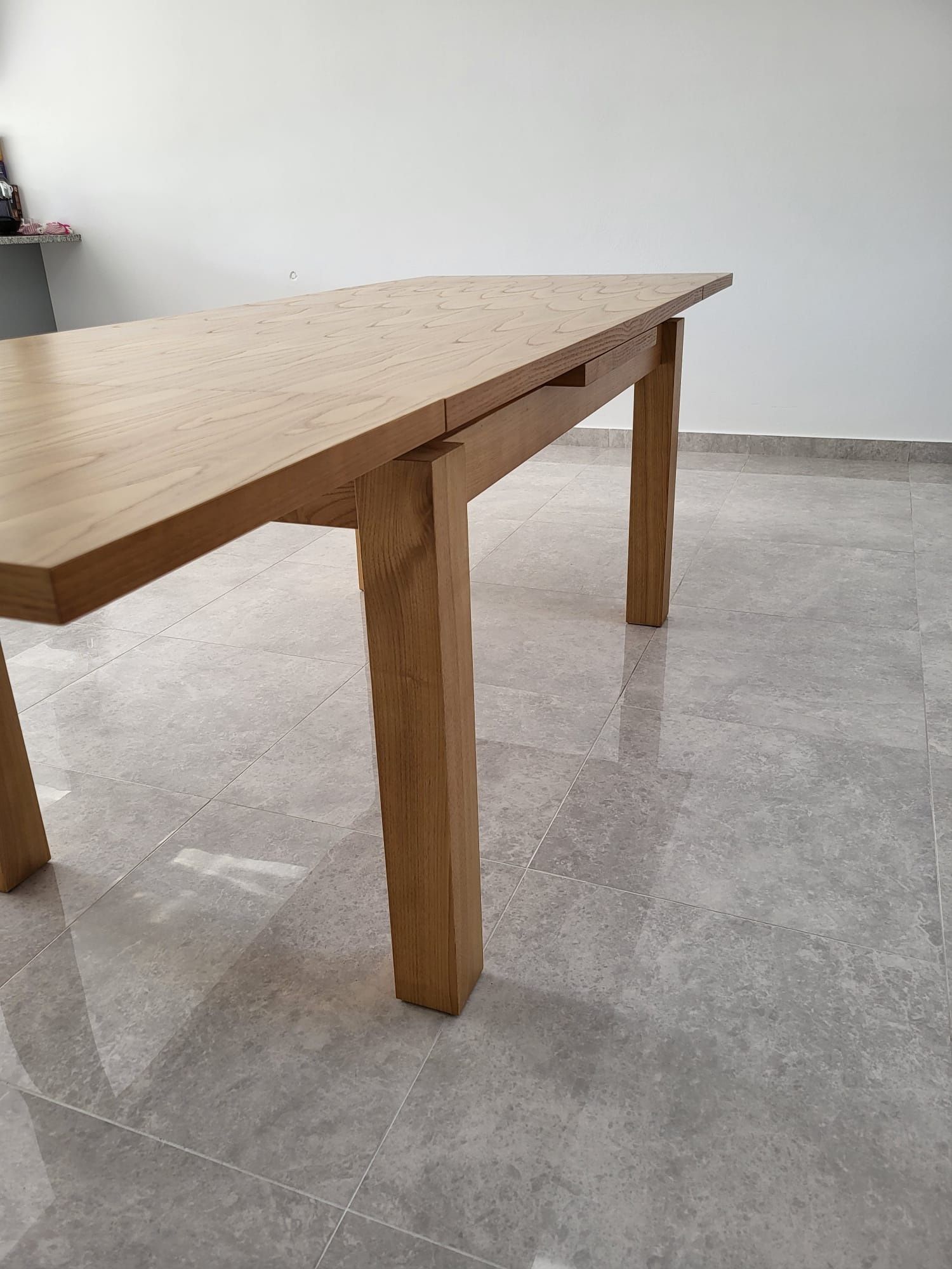 Vendo Mesa de Madeira