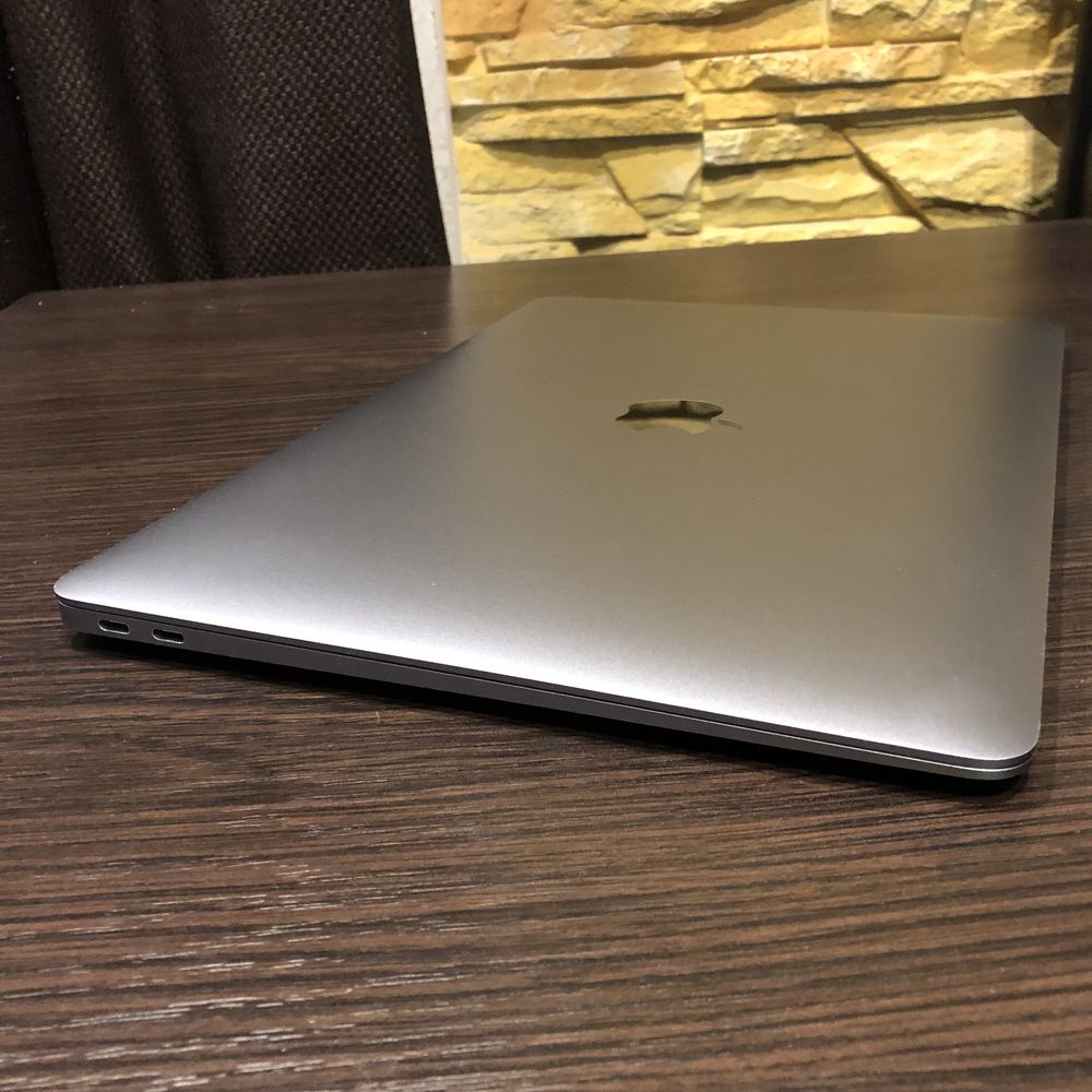 Macbook air 69 циклов a1932 13.3 2019 core-i5 озу16gb. ssd256gb