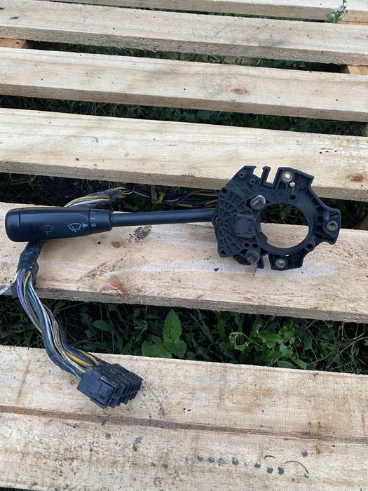 Підкермовий перемикач | гітара Mercedes 190 w201