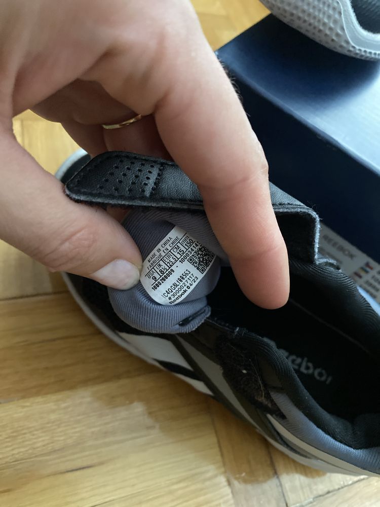 Adidasy chłopięce Reebok r. 25,5