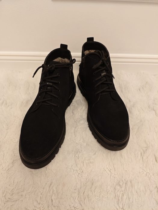 Nowe zamszowe zimowe buty r.46, bardzo wysoka jakość