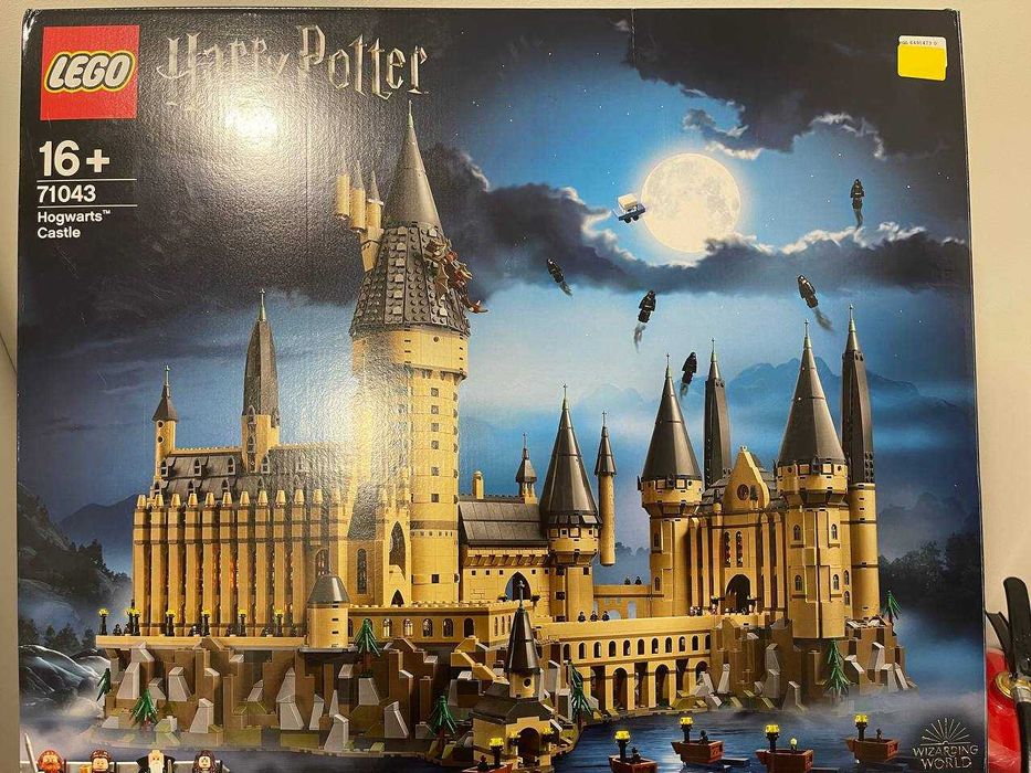 LEGO Harry Potter Замок Хогвартс 6020 деталей (71043)\ Hogwarts Castle