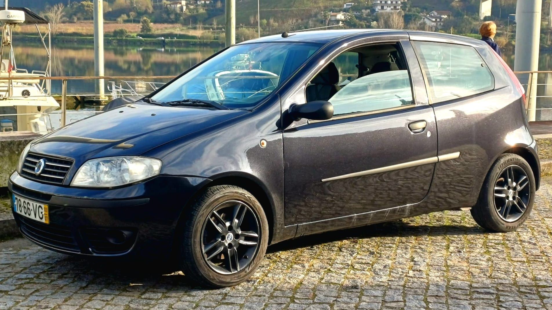 Fiat Punto 1.3 Multijet – Impecável, Muito Económico