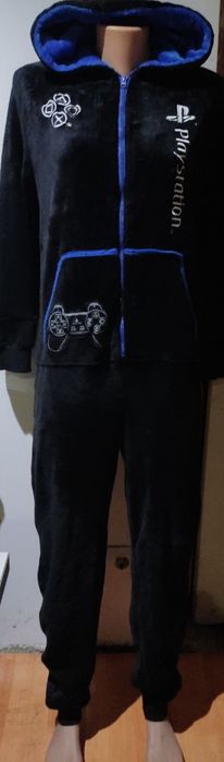 Спальный костюм пижама