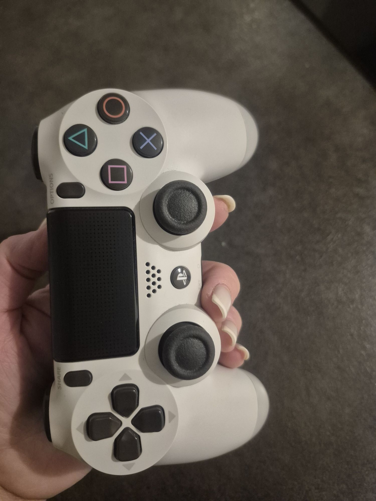 Pad dualshock do PS4 biały oryginalny, model ZCT2E