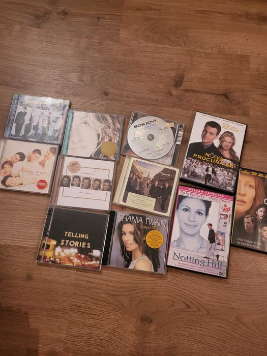 Vendo cd's e DVD's
