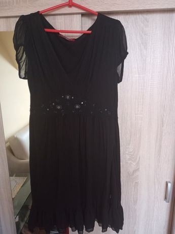 Czarna sukienka rozmiar M/L