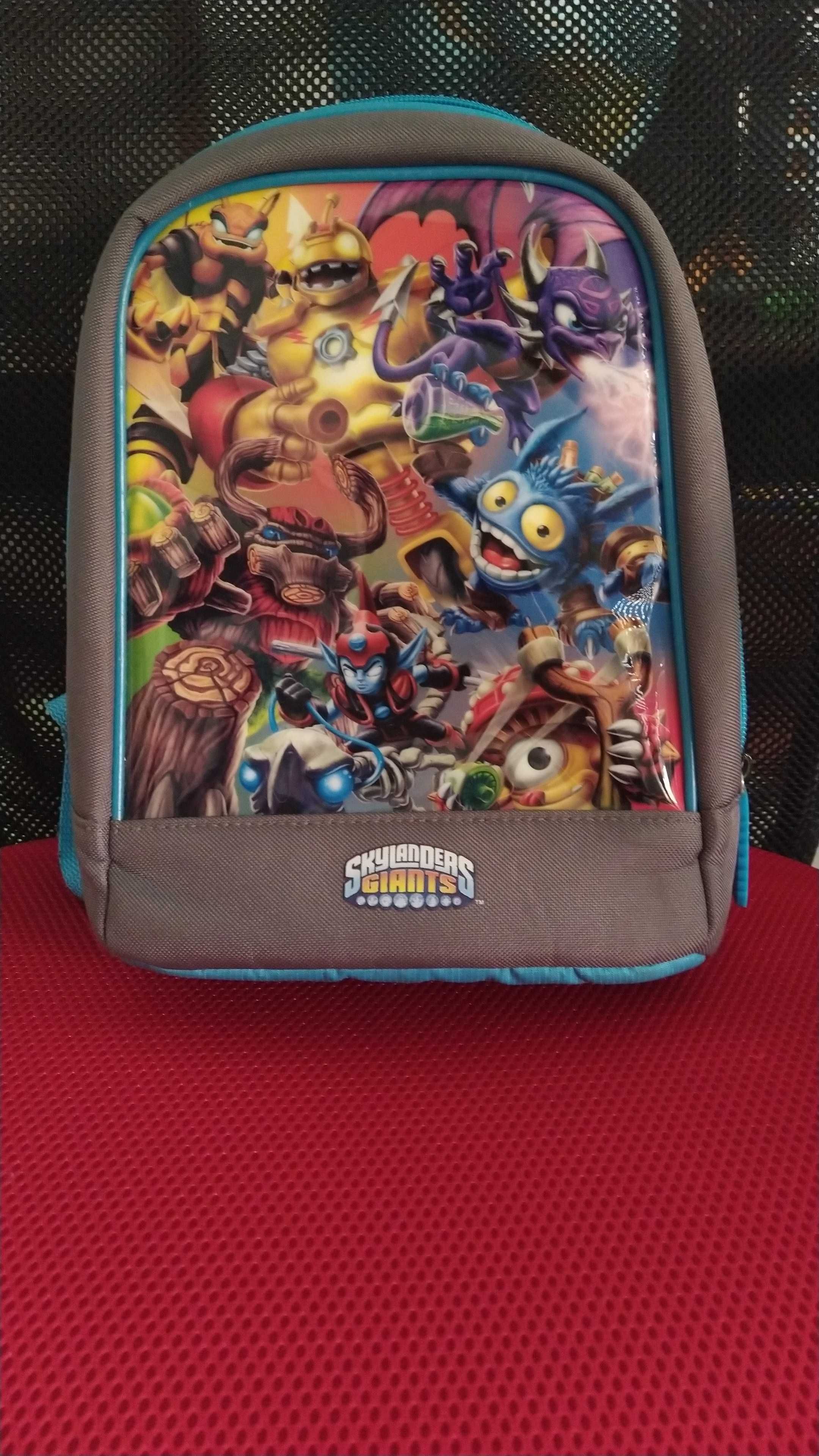 Mochila pequena Skylanders