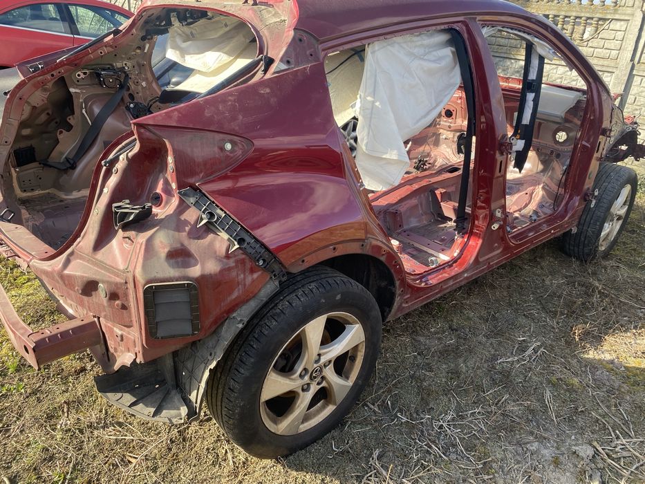 Podłużnica cwiartka prawa lewa Toyota CHR