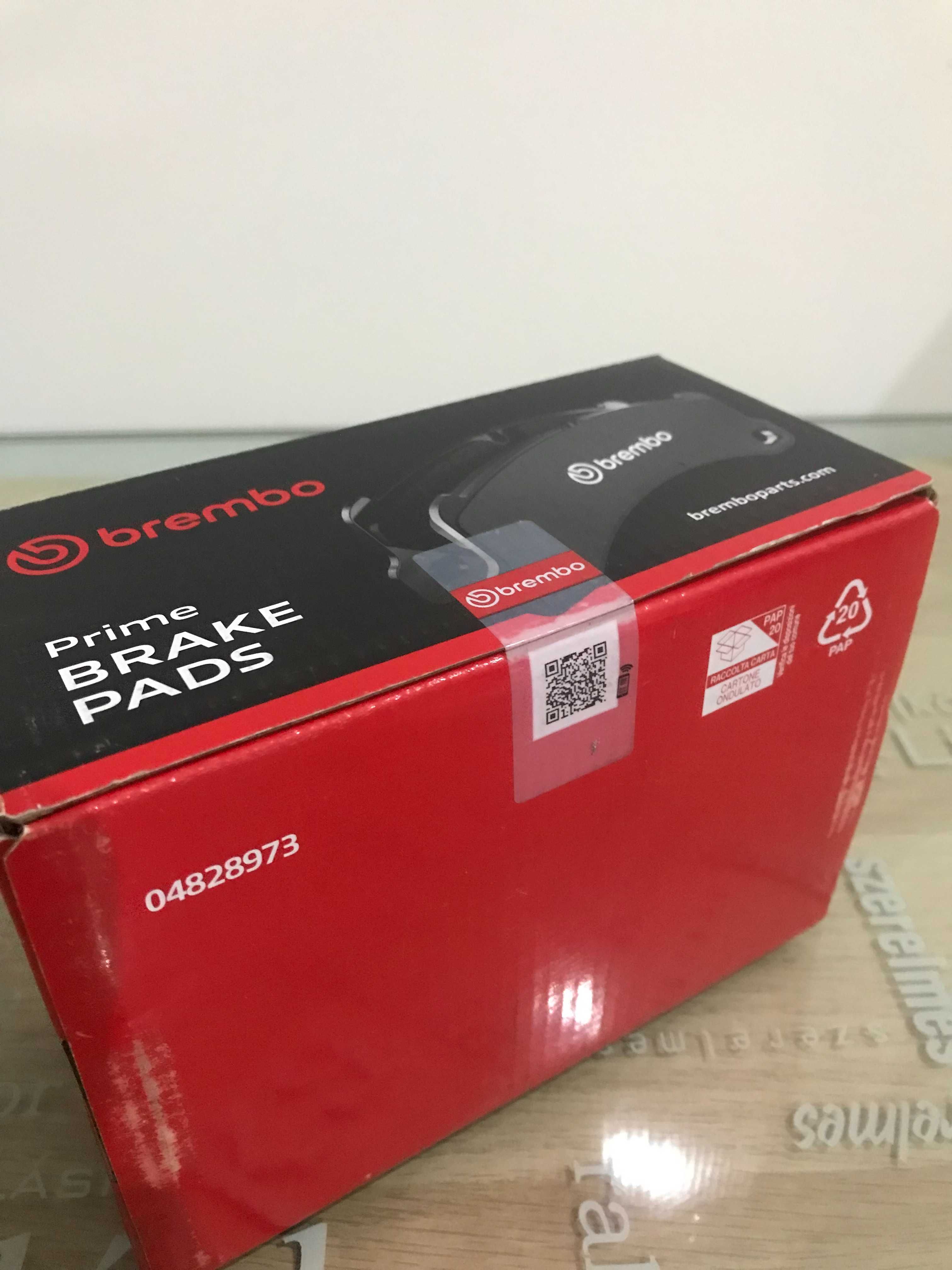 Pastilhas de travão (calços) BREMBO P 59 007 para eixo dianteiro