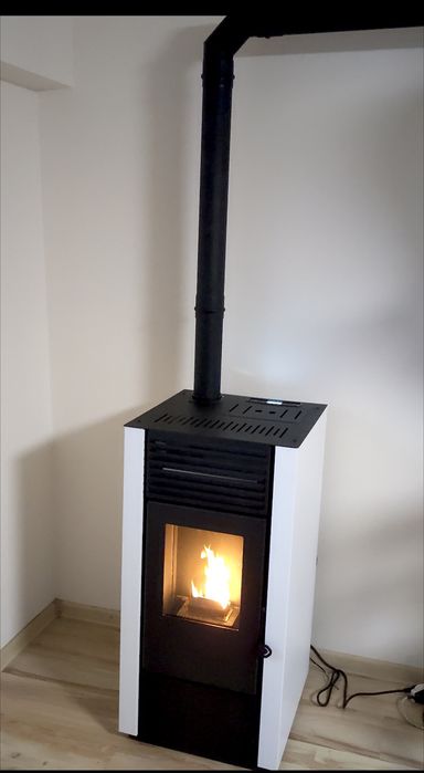 Piec na pellet 9 KW premium AUTOMAT z DGP 70-90m2 -przyłącze gratis