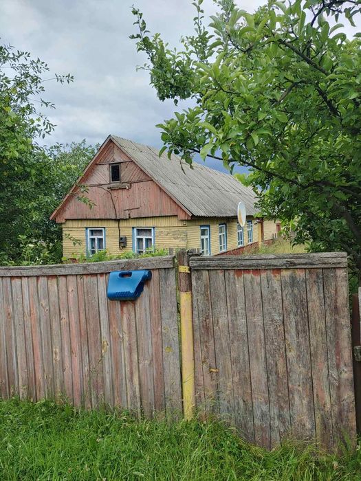 Продається будинок у селищі Хорошів/ Житомирська область 
Деталі за те