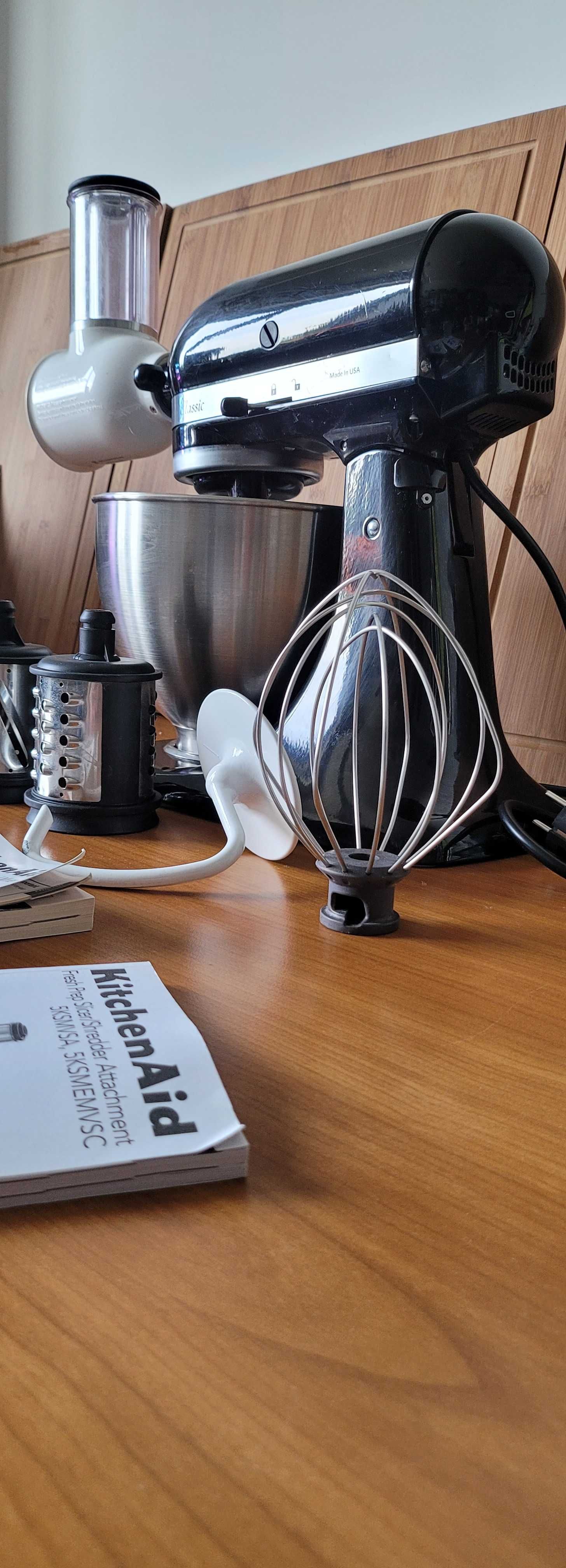 KitchenAid Classic + Przystawka do tarcia i szatkowania Robot kuchenny