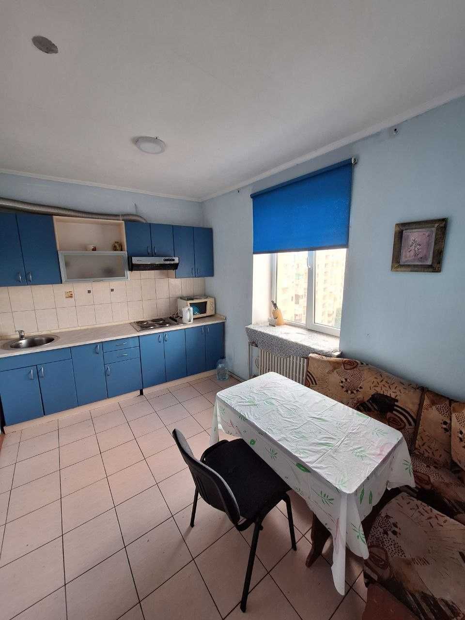 Продаж 1-кімнатної квартири 40 кв.м. біля метро Перемога, Олексіївка