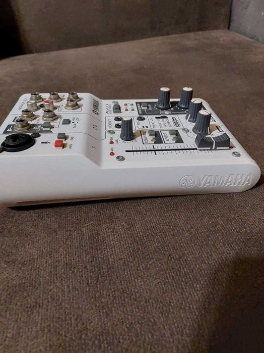 Аудіоінтерфейс Yamaha AG 03