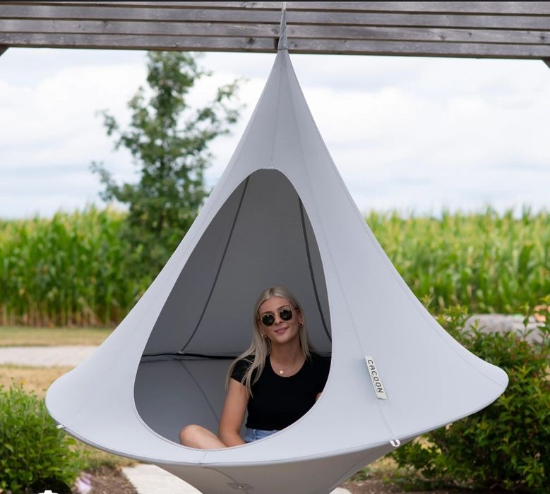 Wiszący namiot kokon