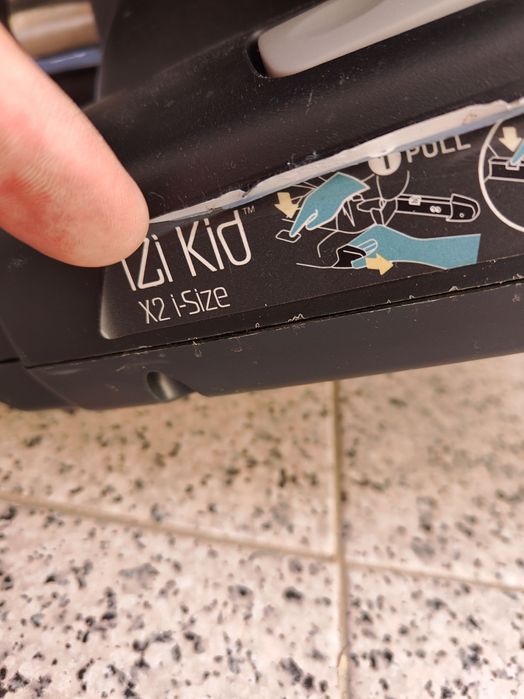 Cadeira de Bebé BeSafe iZi Kid X2 (Modelo Rear Facing) - ISOFIX