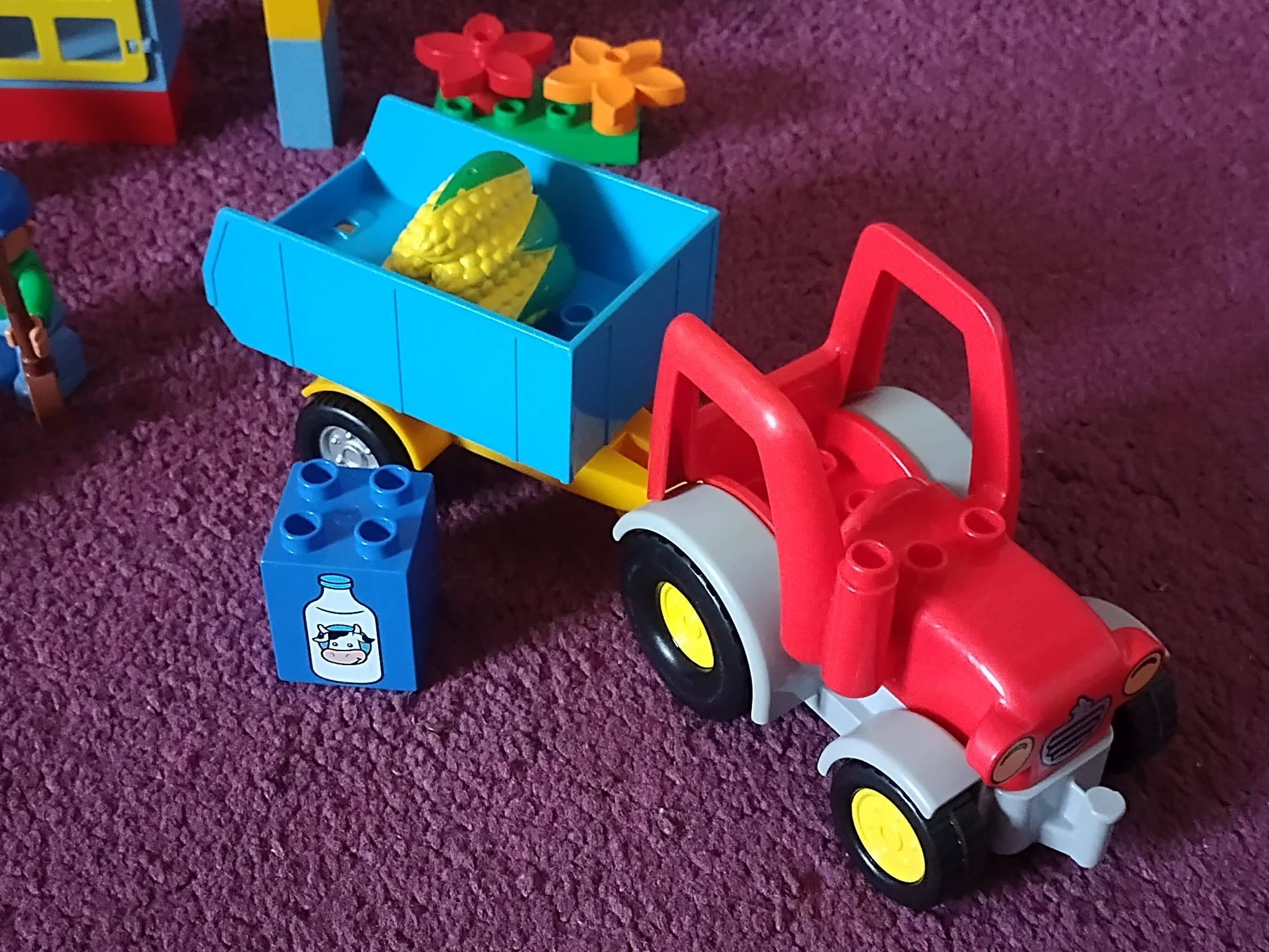 Traktor farma LEGO Duplo