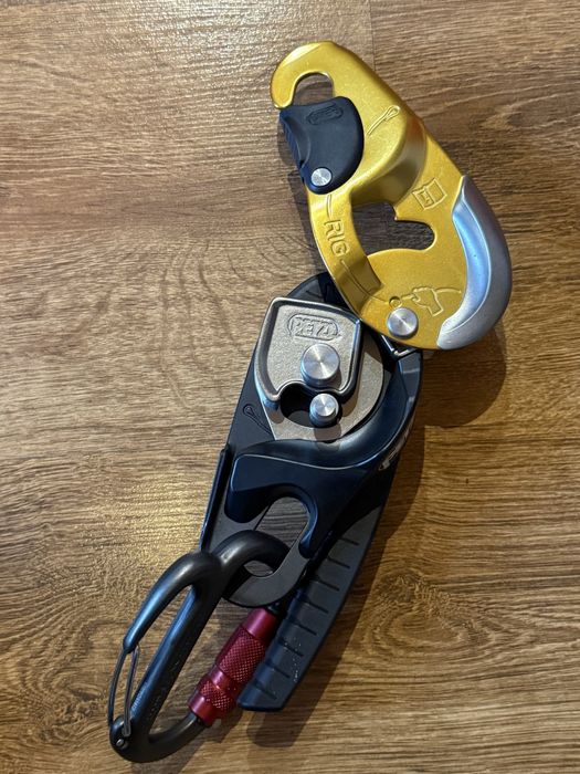 Przyrzad zjazdowy RIG