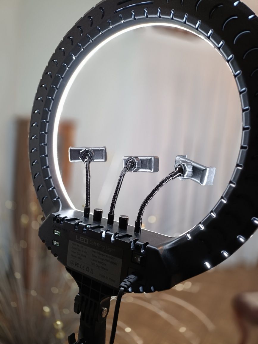 Ring Light Com Tripe Nunca usada 18 Polegada, 45cm