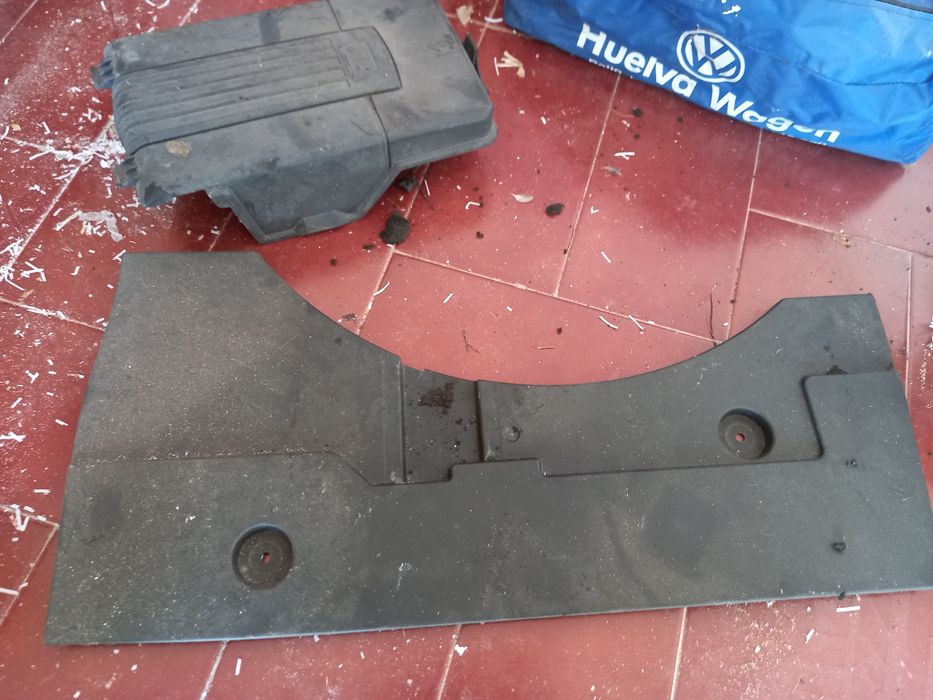 Tampa de motor vw passat 2.0 tdi