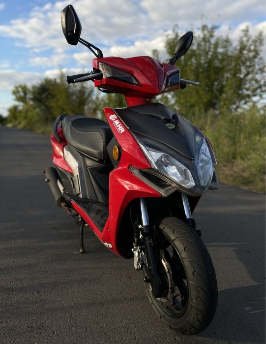 Скутер 150 кубів