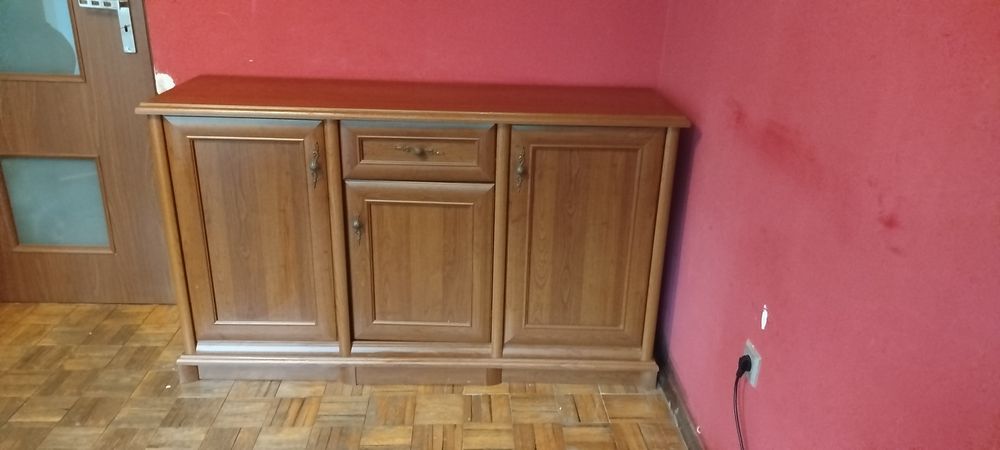 Komoda z drzwiczkami
