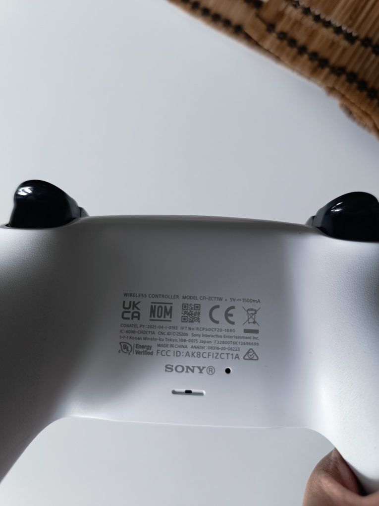 Kontroler Sony PlayStation 5 Dualsense