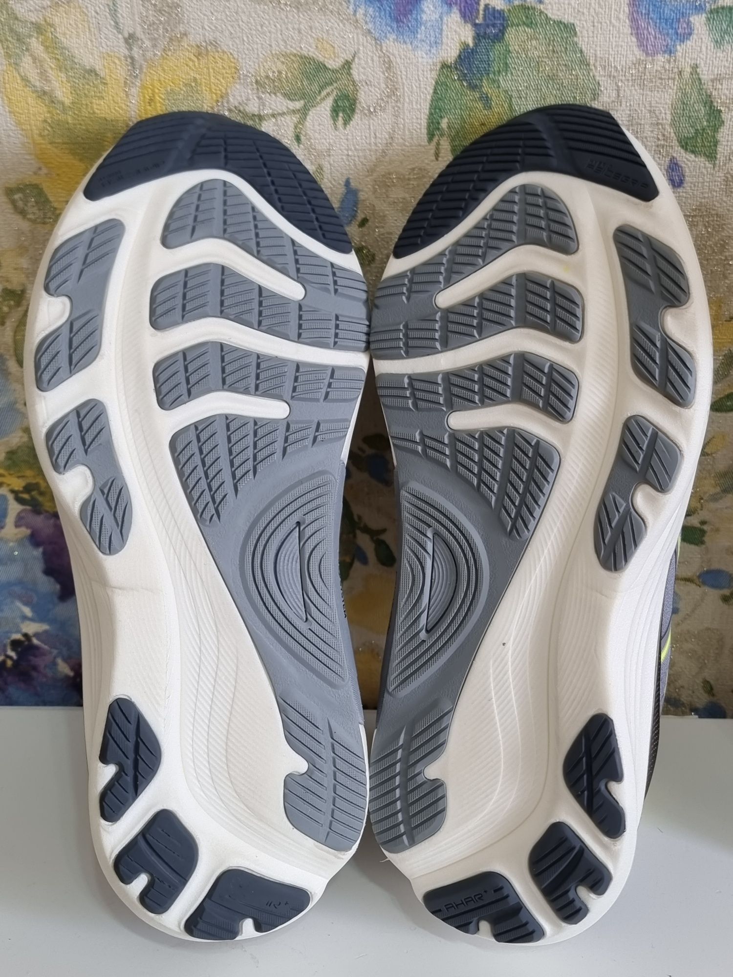 Оригінал 100% чоловічі кросівки asics gel kayano 32 eur 43.5