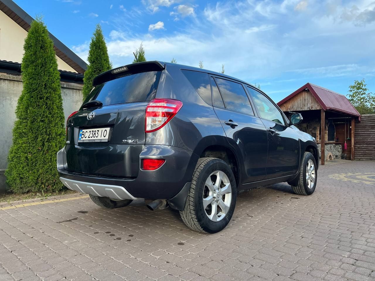 Toyota rav4 машина автомобіль