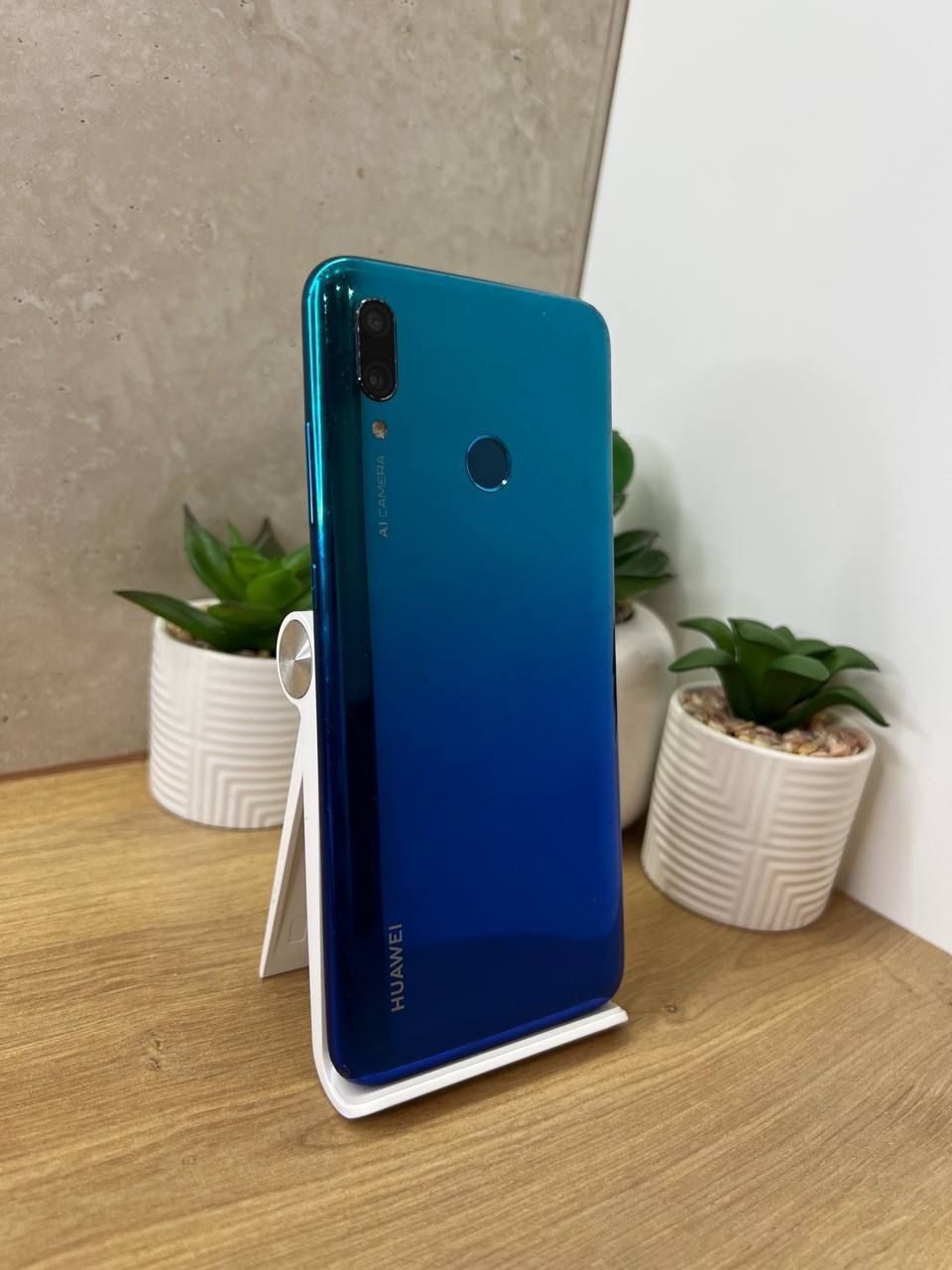 Продам телефон Huawei p smart 2019 3/64
