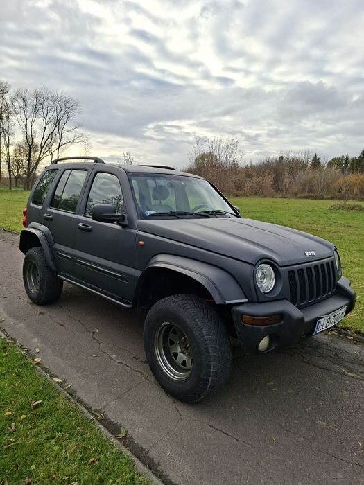 Jeep Cherokee KJ 3.7 B+G PODNIESIONY