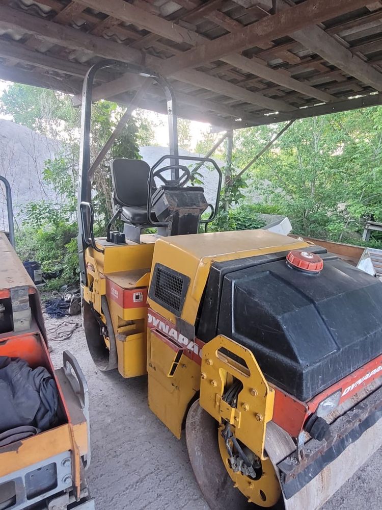 Коток дорожній DYNAPAC CC102