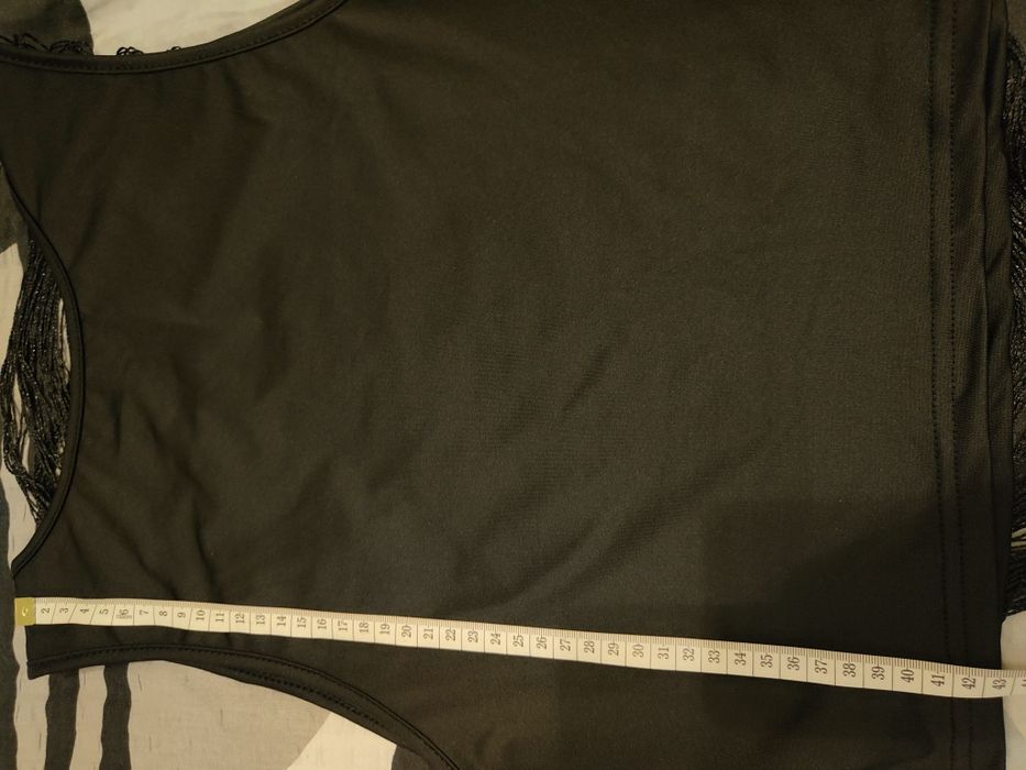 Czarny Top z frędzlami