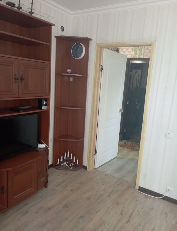 Продам 1кім квартиру район Бобровиця