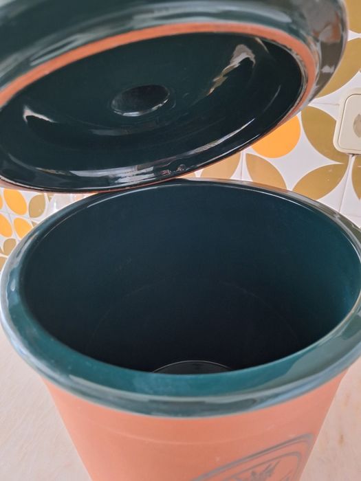 Pote de cozinha em cerâmica terracota