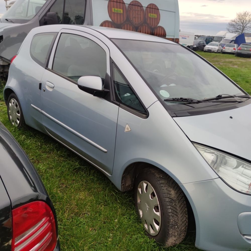 Автомобіль на запчастини Mitsubishi Colt 6 CZ3 1.3b