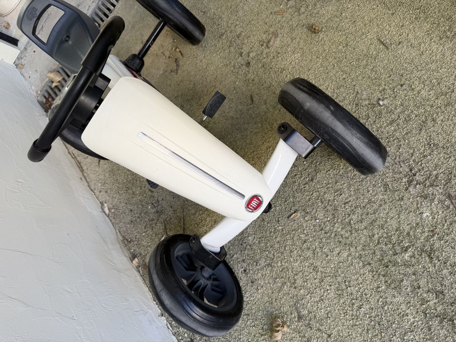 Carro a pedais Berg Fiat 500