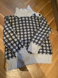 Sweter H&M  sweter chłopięcy rozmiar 98 / 104